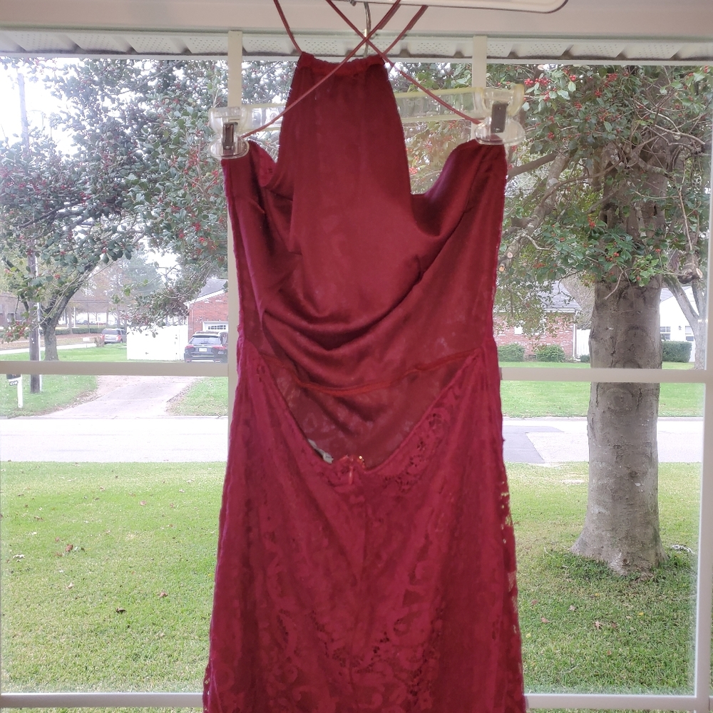 Dress - Picture 2 of 4